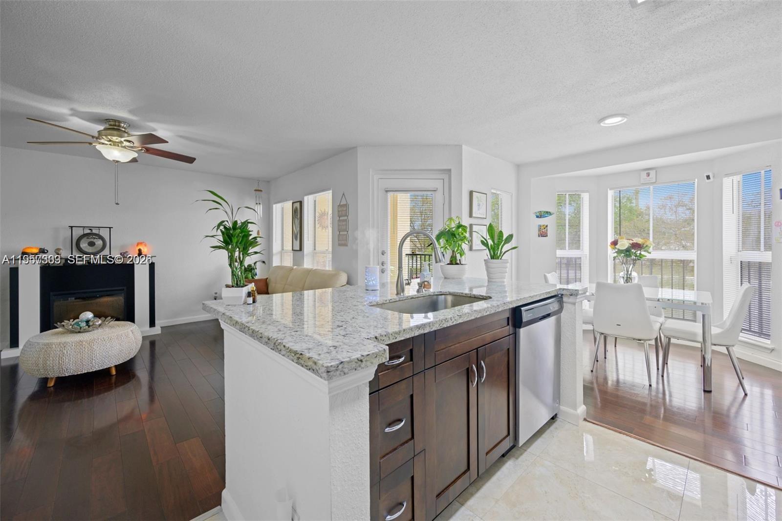 777 Riverside Drive 1521, Coral Springs, FL 33071, Coral Springs