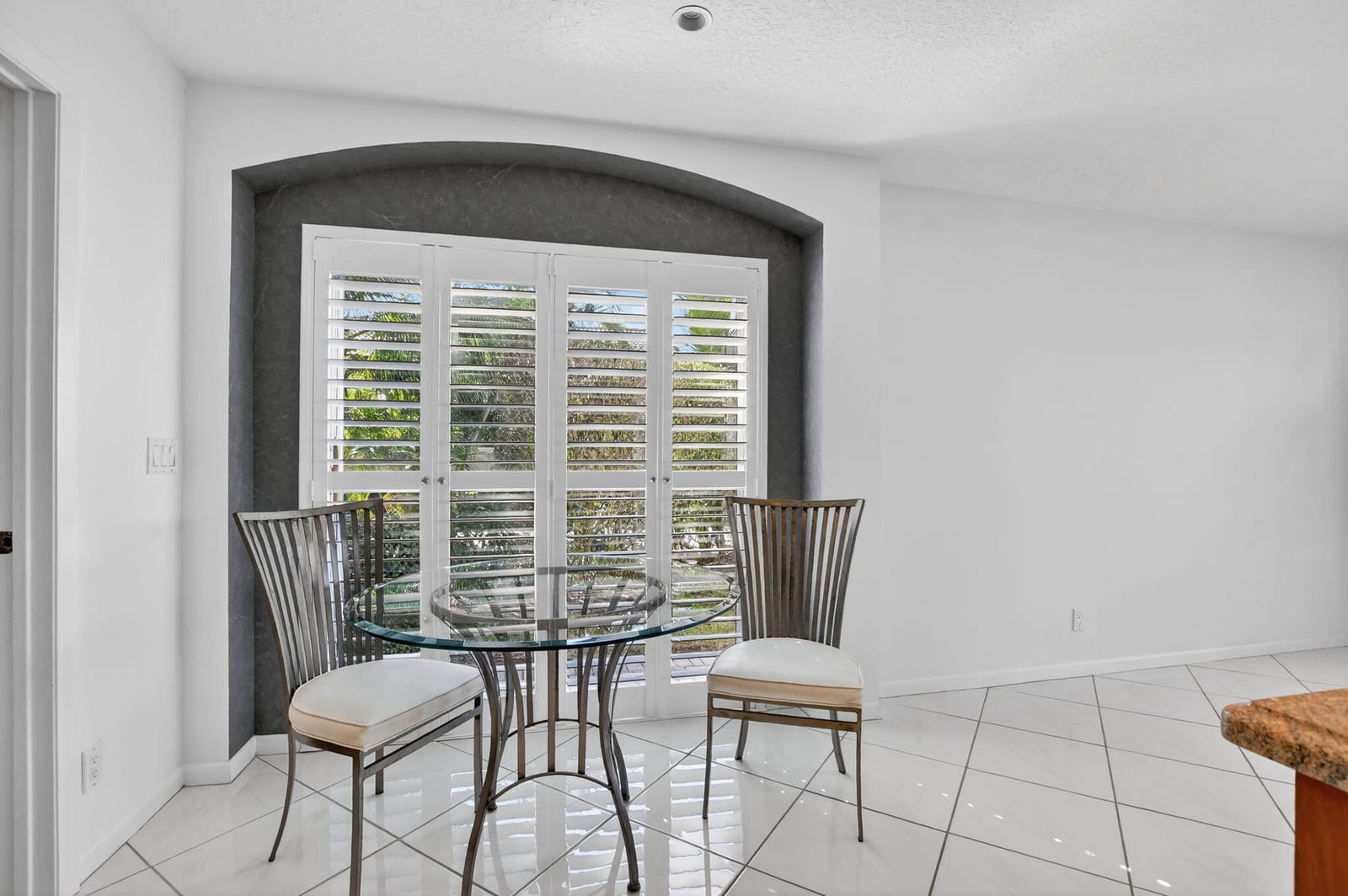 23429 Rakelle Circle — photo 8