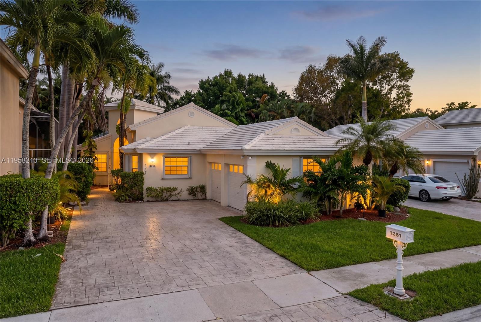 1251 E Wilshire Circle E, Pembroke Pines, FL 33027, Pembroke Pines
