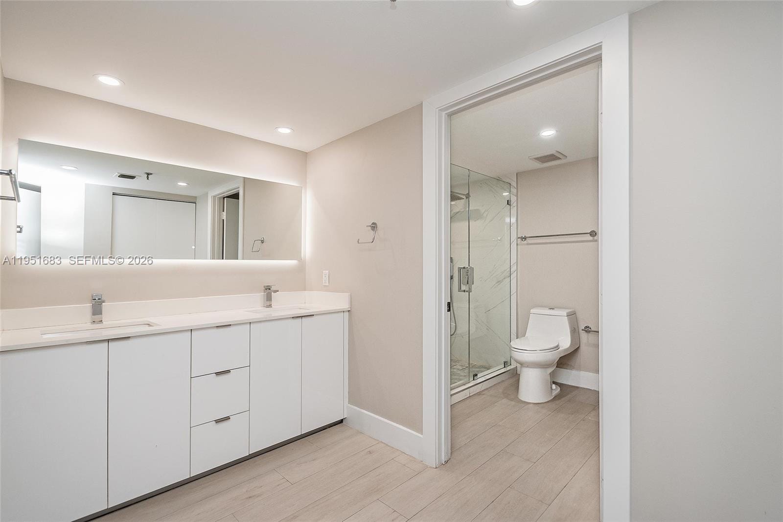 520 Brickell Key Drive A1010, Miami, FL 33131 photo 23