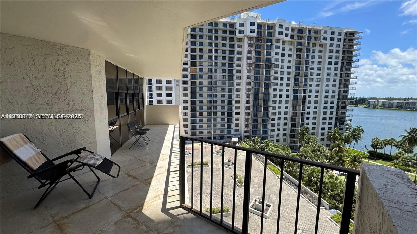 18181 NE 31st Court 1009 — photo 5