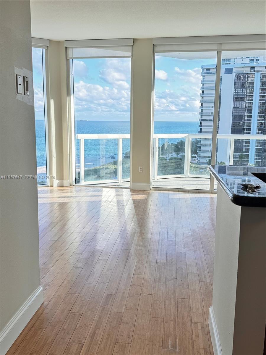 6515 Collins Avenue 905, Miami Beach, FL 33141 photo 23