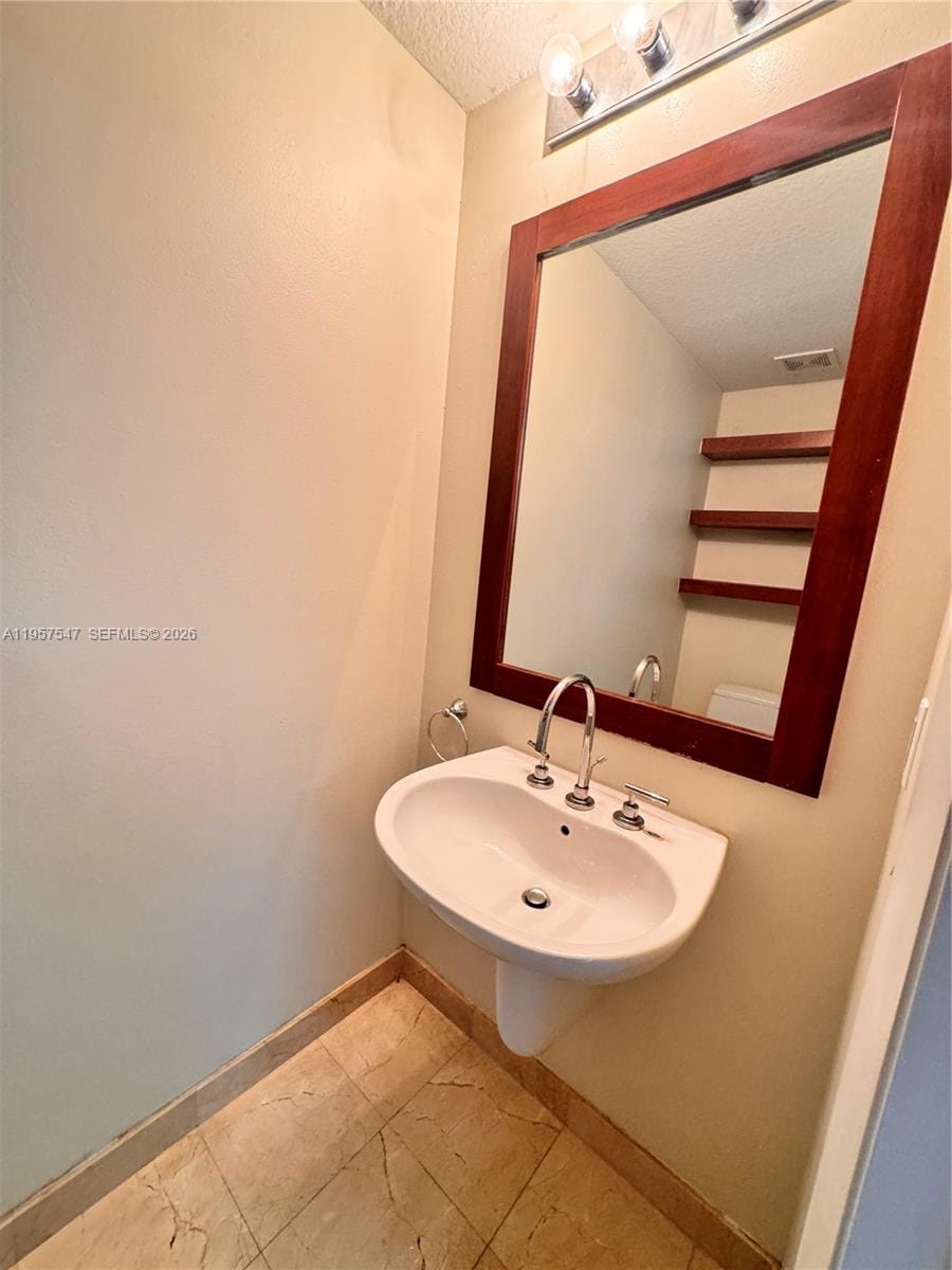 6515 Collins Avenue 905, Miami Beach, FL 33141 photo 28