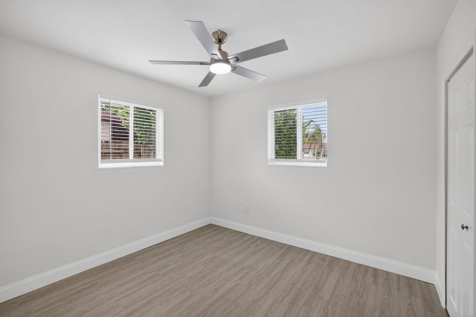 631 N 70th Avenue, Hollywood, FL 33024 photo 16