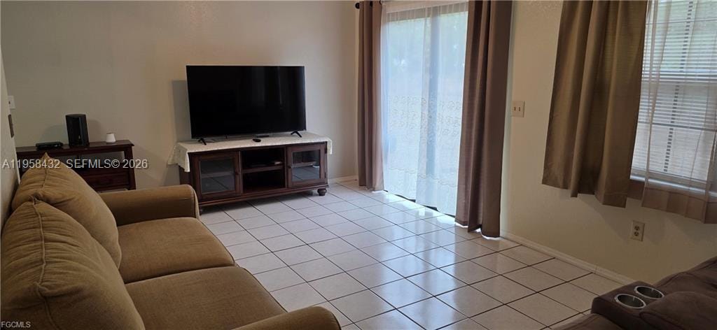 5036 E Tradewinds Circle — photo 4