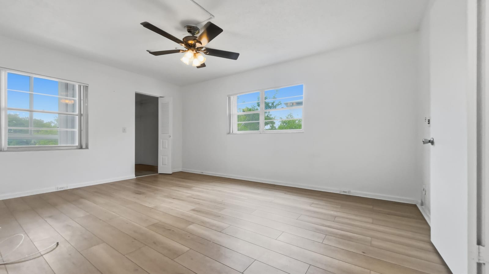 13250 SW 4th Court 318g — photo 8
