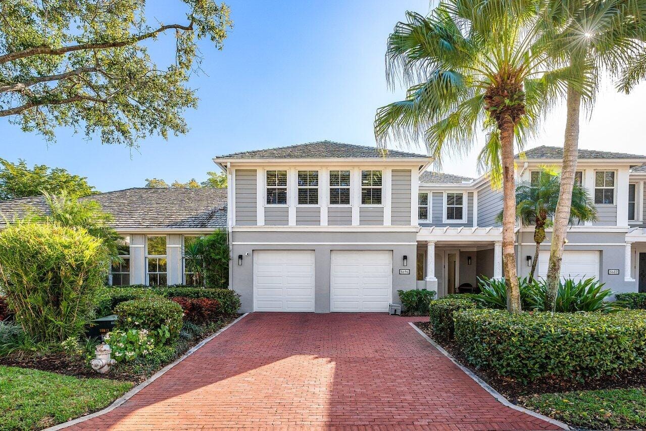 5696 NW 39th Avenue, Boca Raton, FL 33496