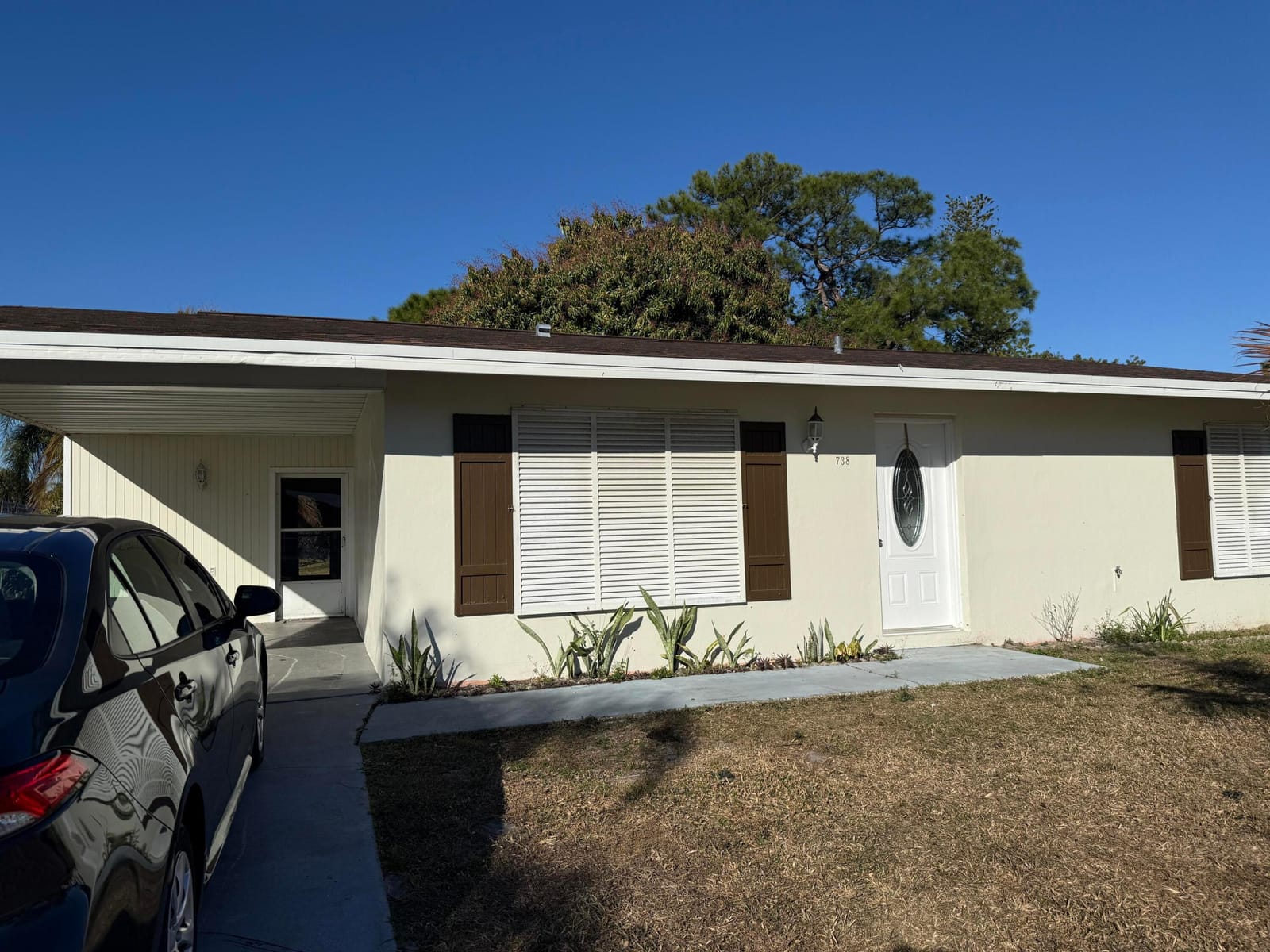 738 SW Ravenswood Lane — photo 1