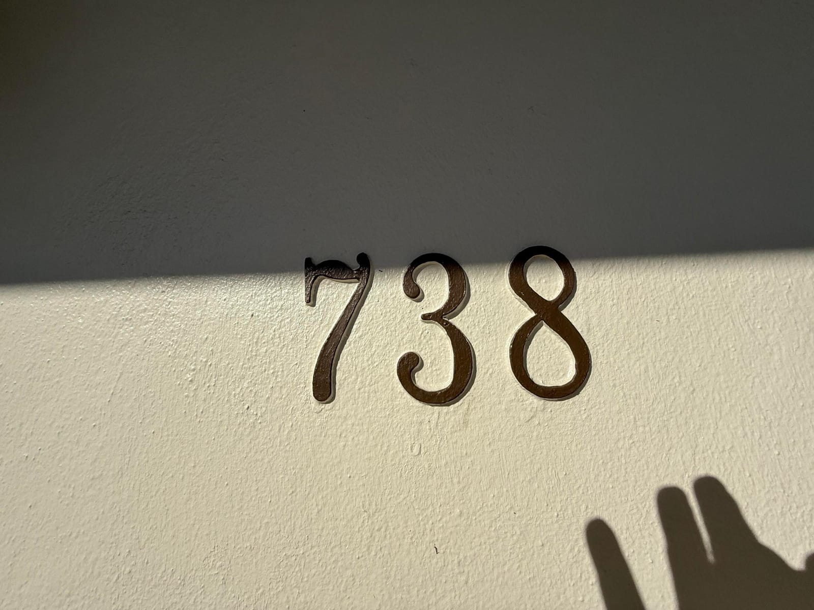738 SW Ravenswood Lane — photo 2
