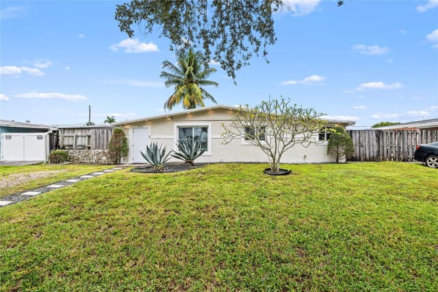 5721 SW 38th Court, sold in Playland Village Sec 3, Davie, FL