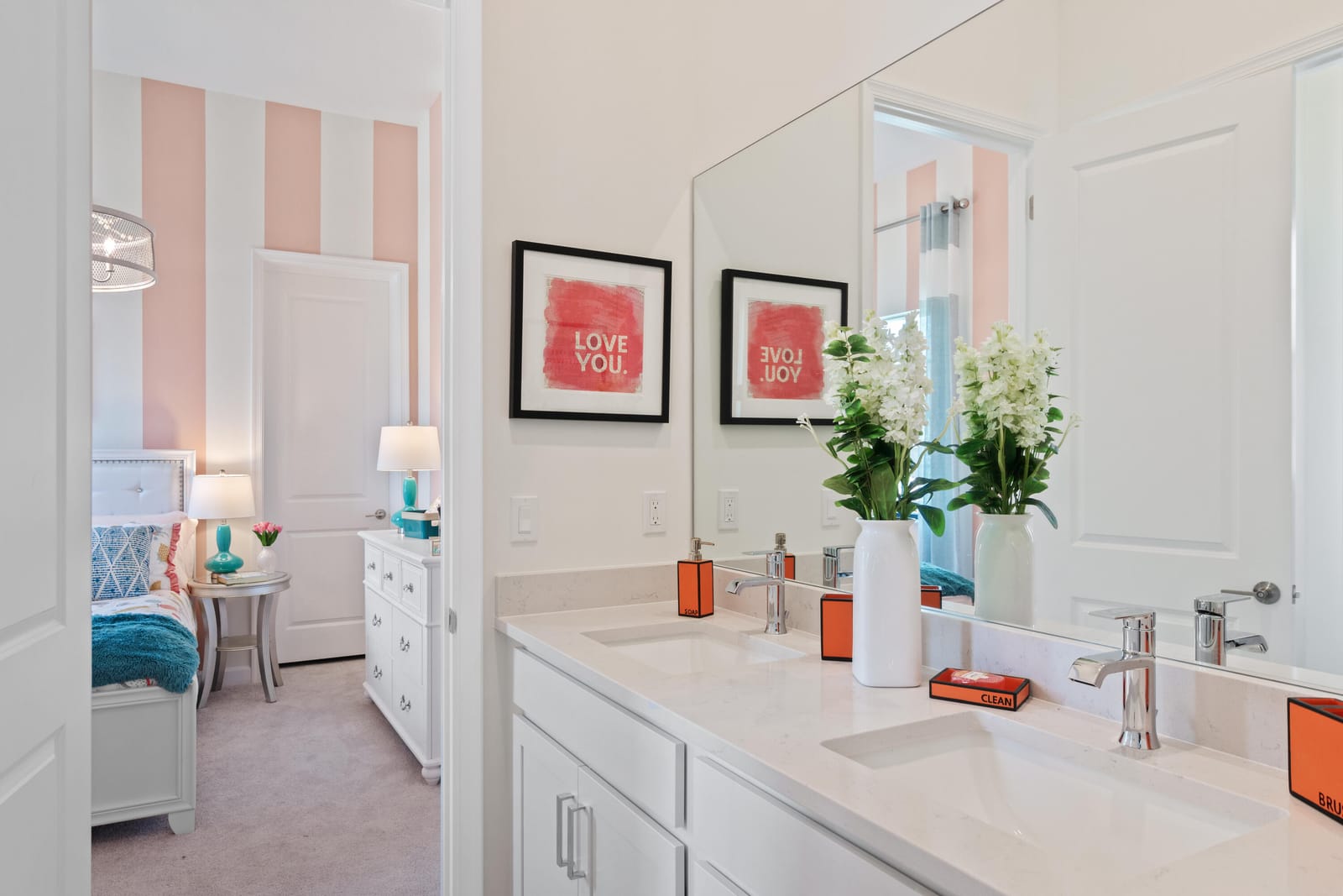 560 SE Fascino Circle — photo 4