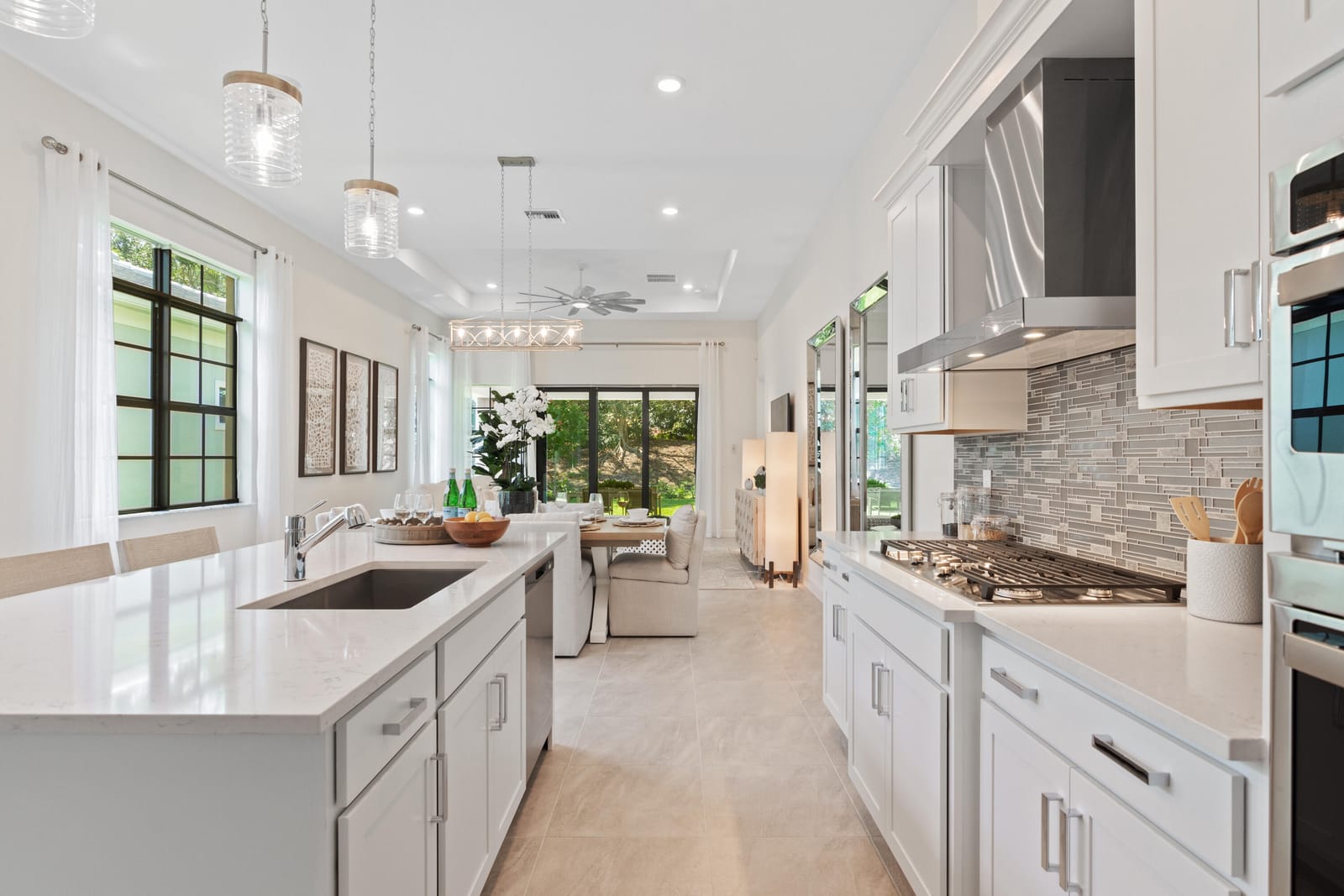 560 SE Fascino Circle — photo 9