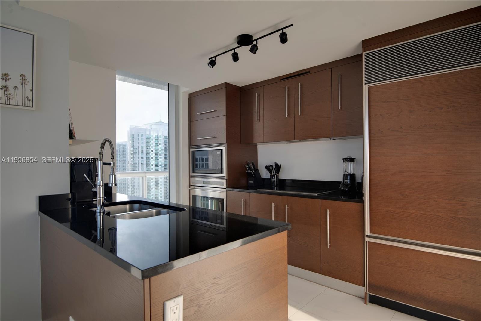 485 Brickell Avenue 3208, Miami, FL 33131 photo 16