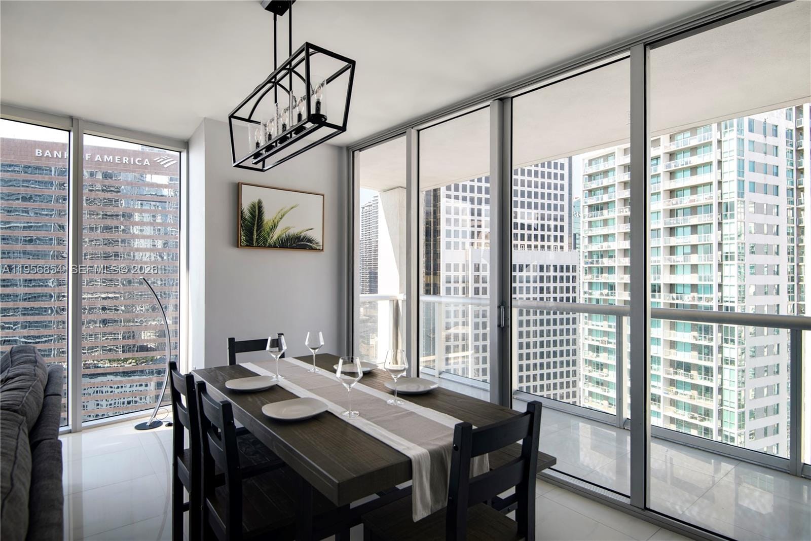 485 Brickell Avenue 3208 — photo 9