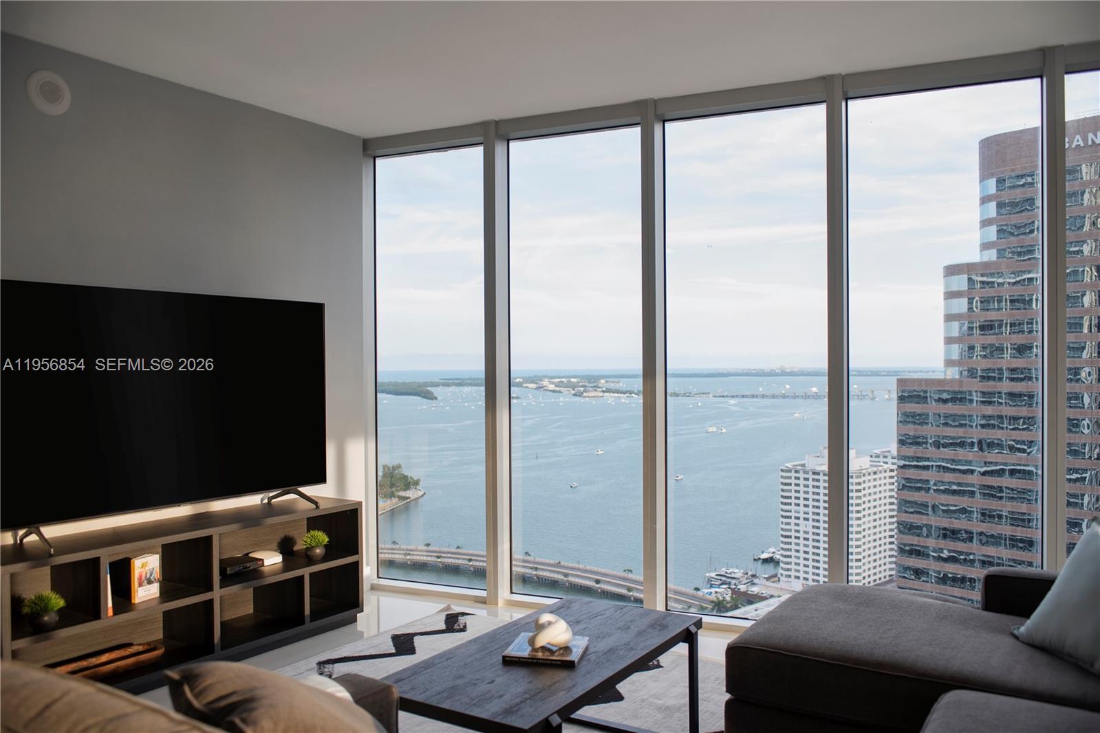 485 Brickell Avenue 3208, Miami, FL 33131, Miami