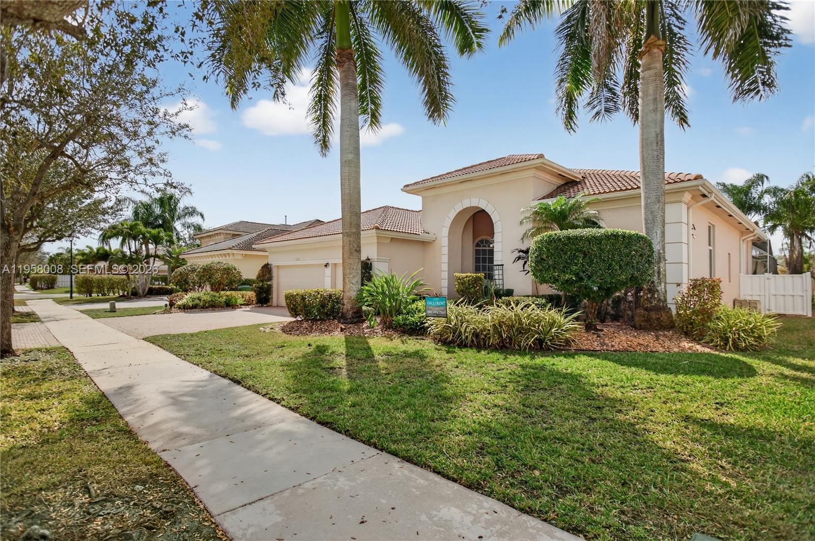 6353 SW 191st Avenue, Pembroke Pines, FL 33332, Pembroke Pines