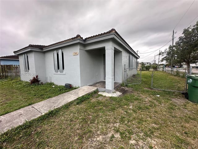 17340 SW 103rd Avenue, Miami, FL 33157