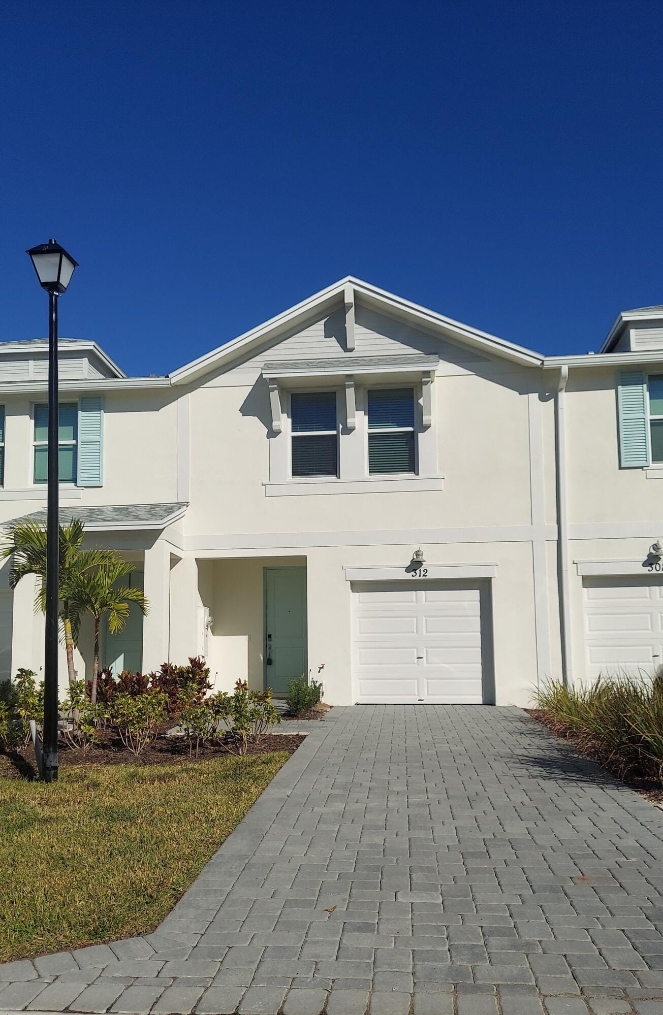 312 Salisbury Circle, Fort Pierce, FL 34982 photo 2