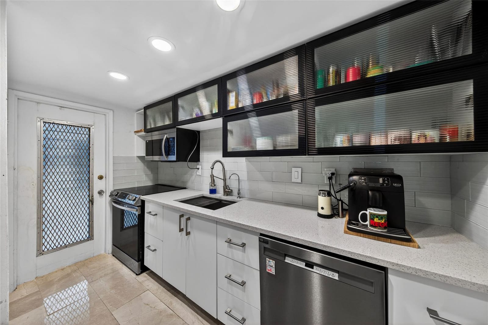 1510 SE 15th Street 310 — photo 11
