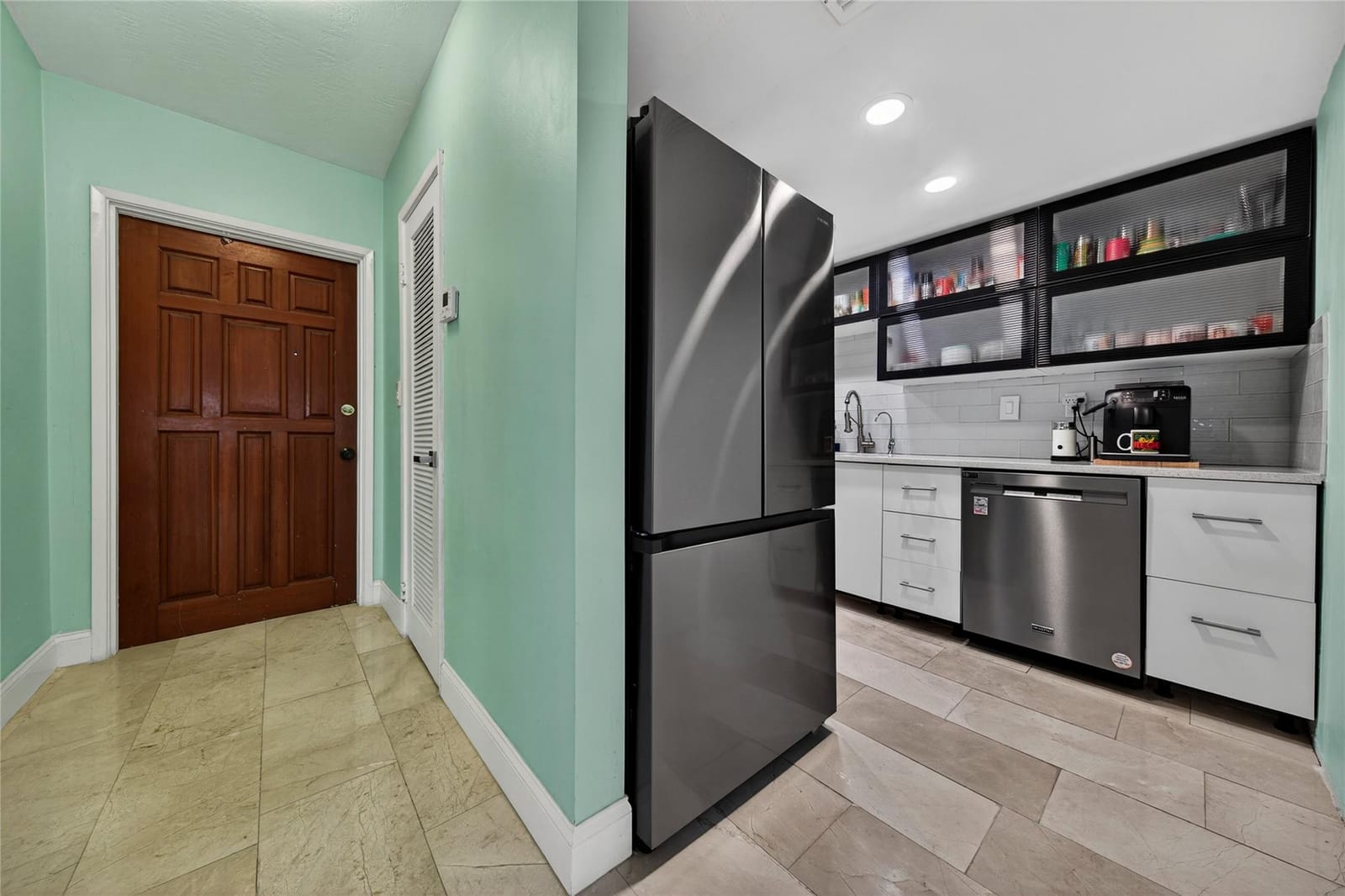 1510 SE 15th Street 310 — photo 9