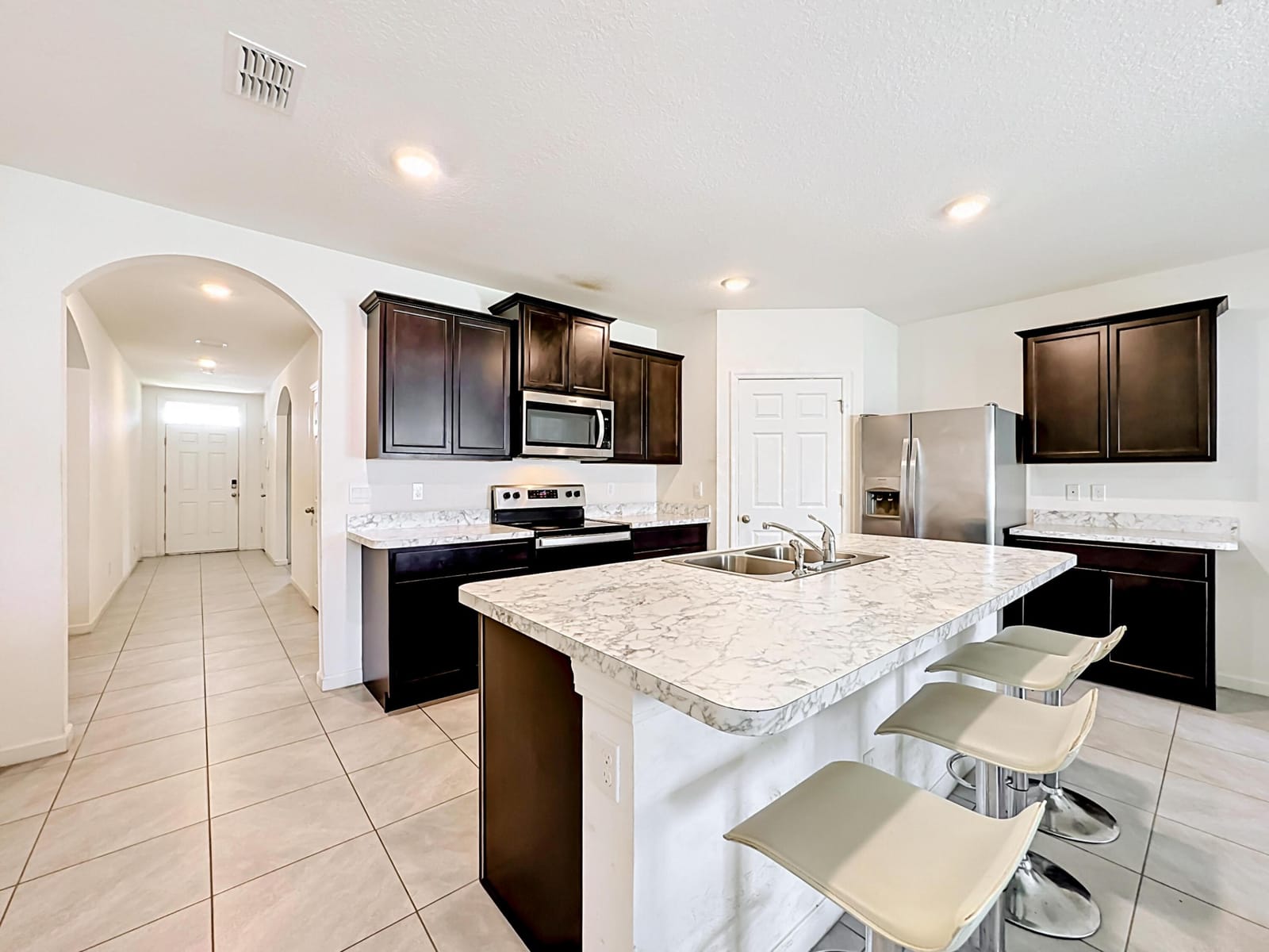 525 SW Twig Avenue — photo 11