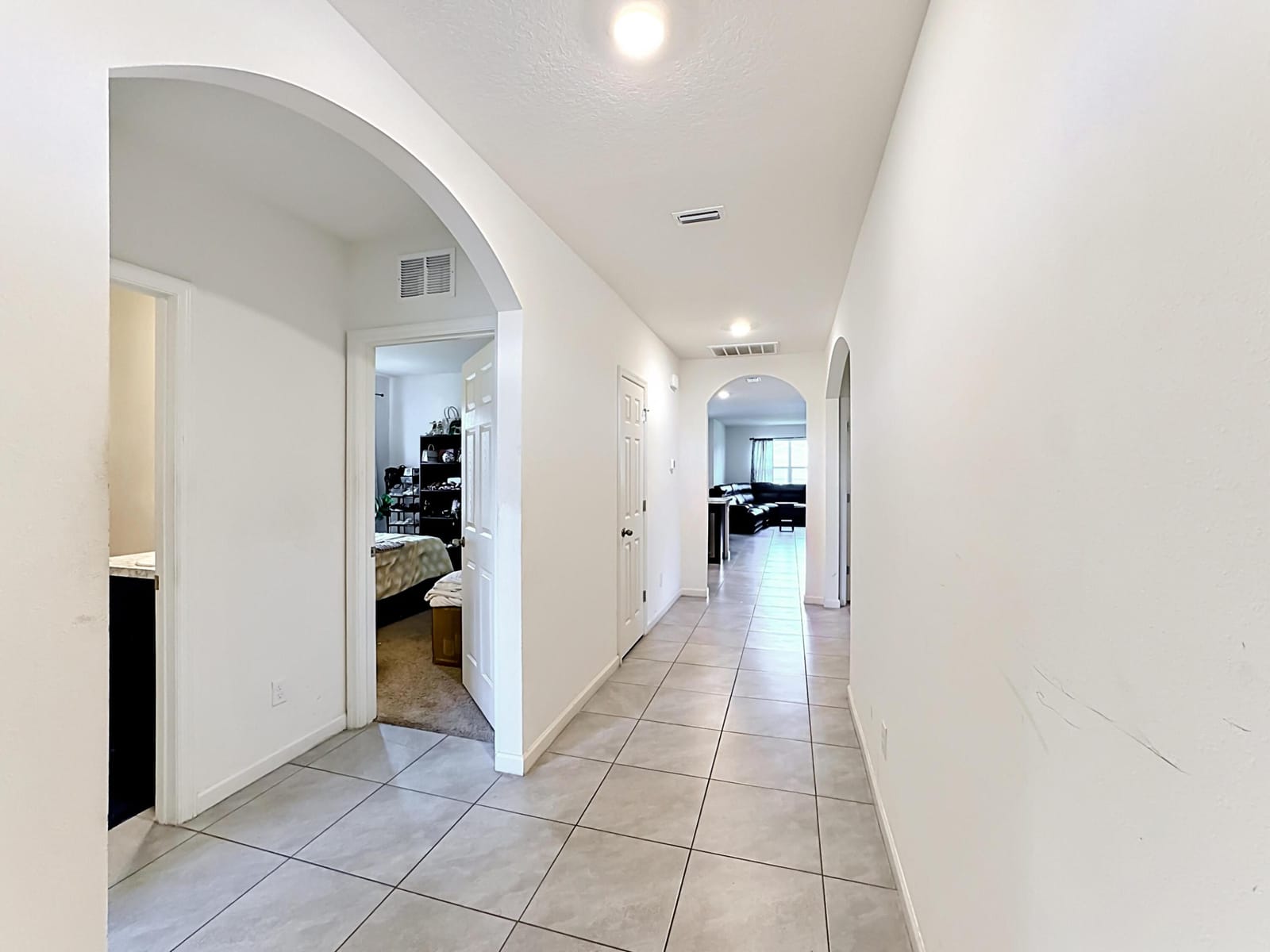 525 SW Twig Avenue — photo 9