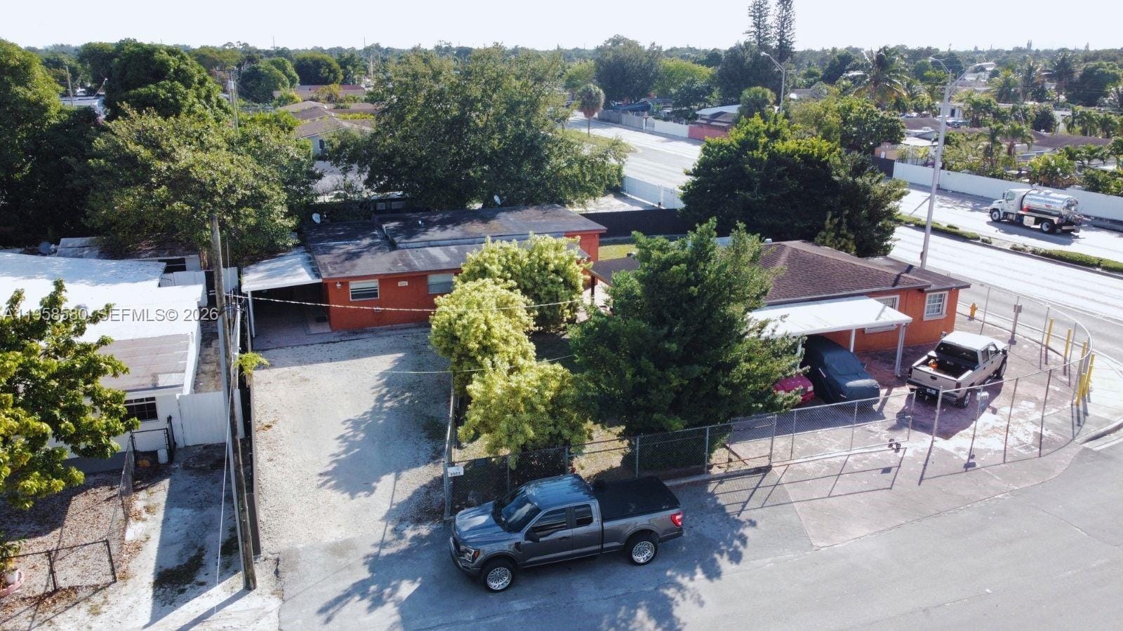 3575 NW 103rd Street, Miami, FL 33147 photo 4