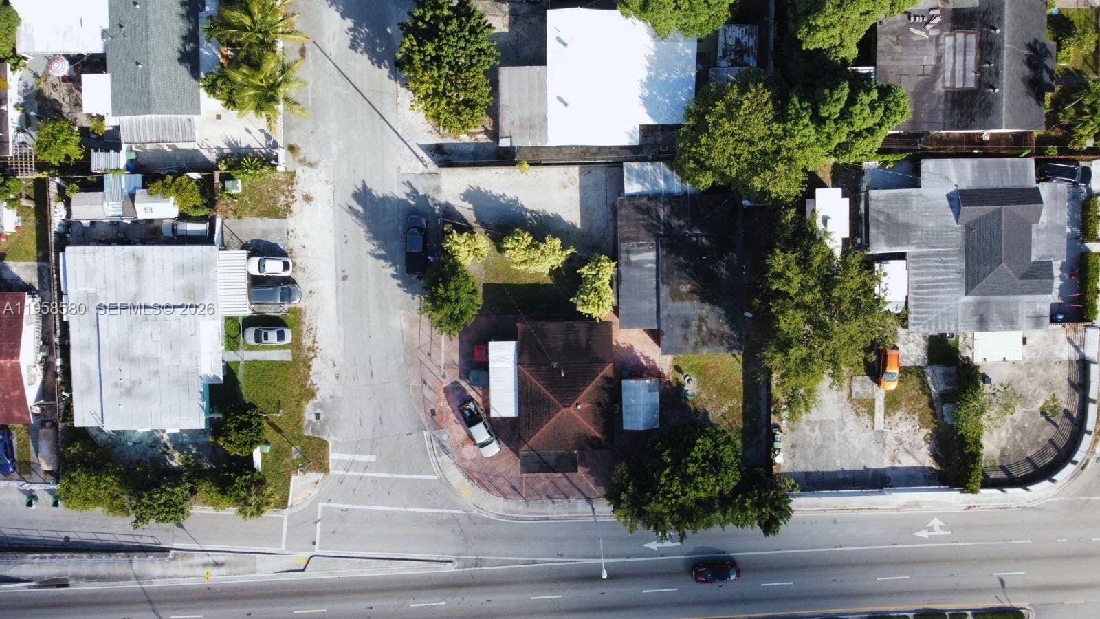 3575 NW 103rd Street, Miami, FL 33147 photo 8