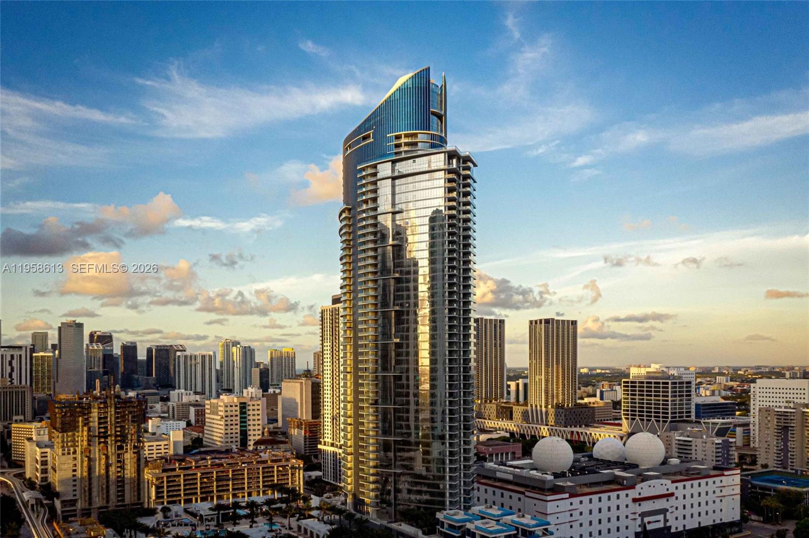 851 NE 1st Avenue 811, Miami, FL 33132, Miami
