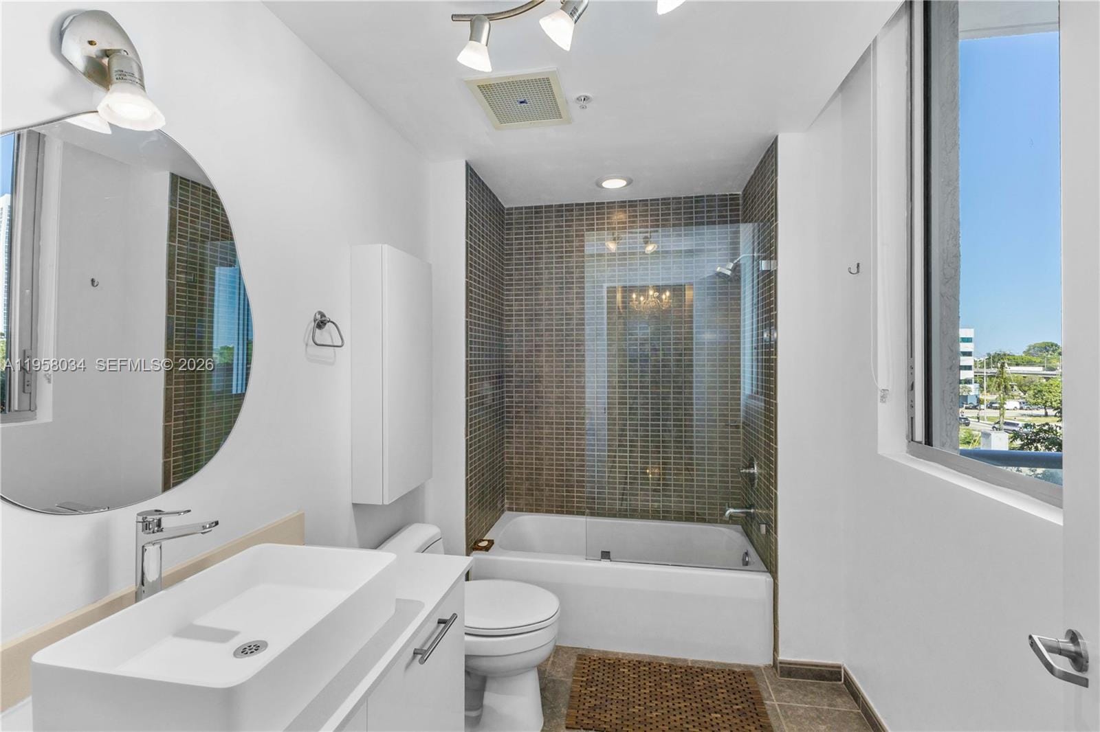 3470 E Coast Avenue H0401, Miami, FL 33137 photo 11