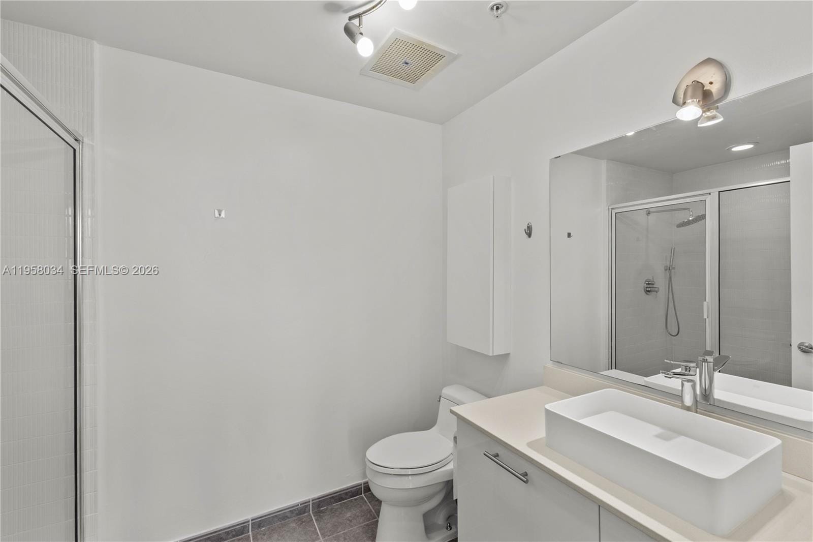3470 E Coast Avenue H0401, Miami, FL 33137 photo 14