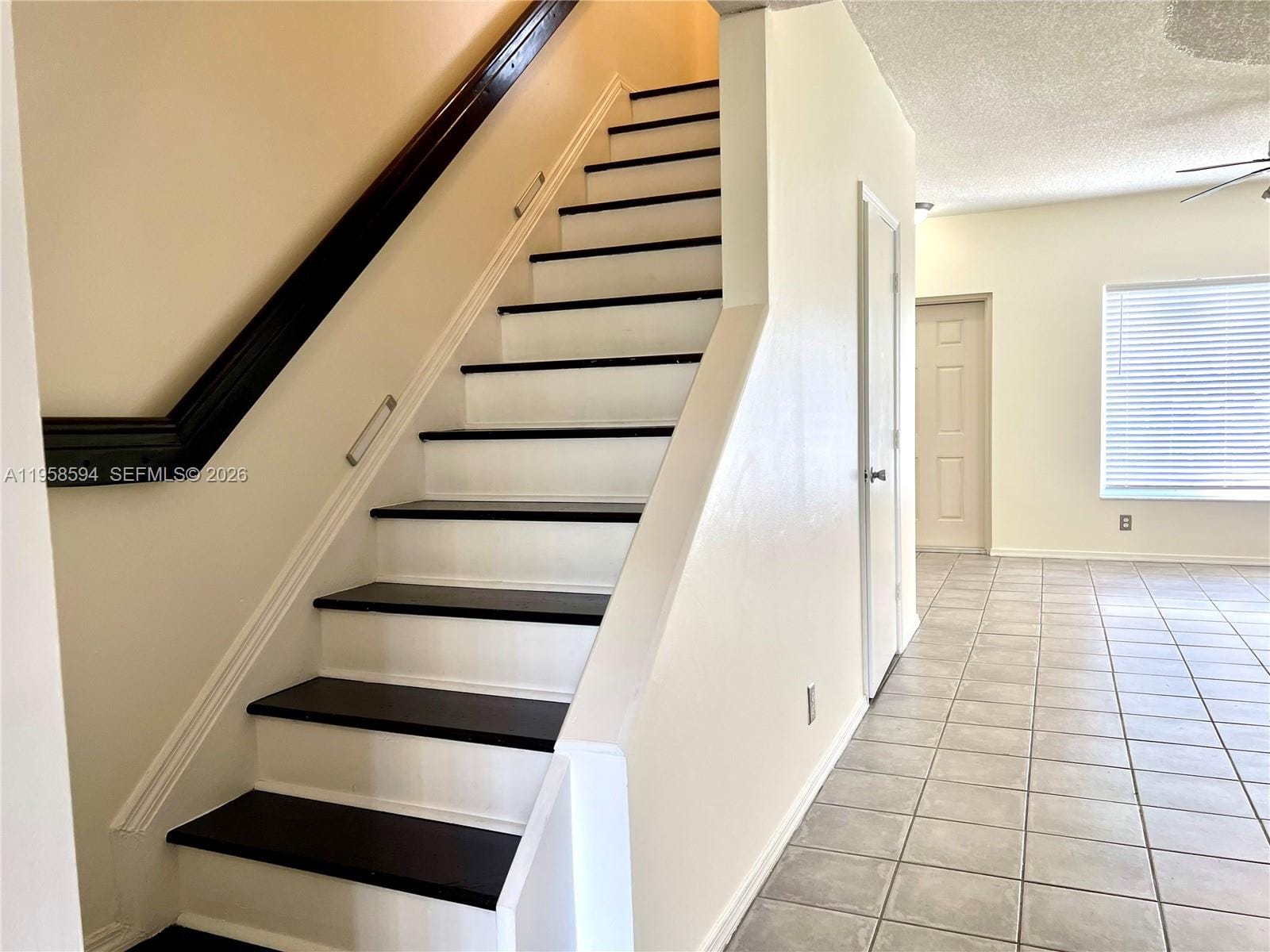 271 Duval Court — photo 6