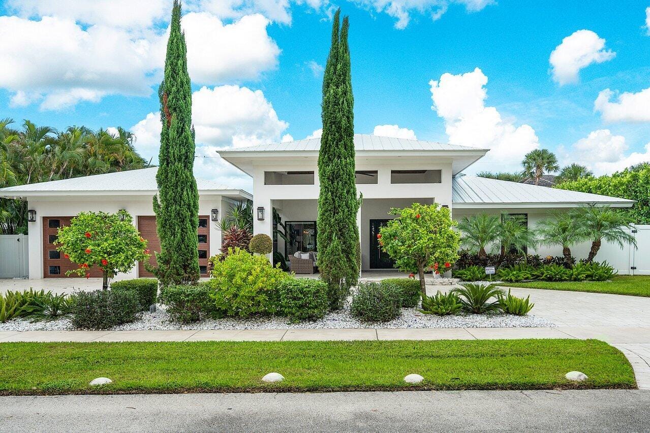 1117 Lake Drive, Delray Beach, FL 33444