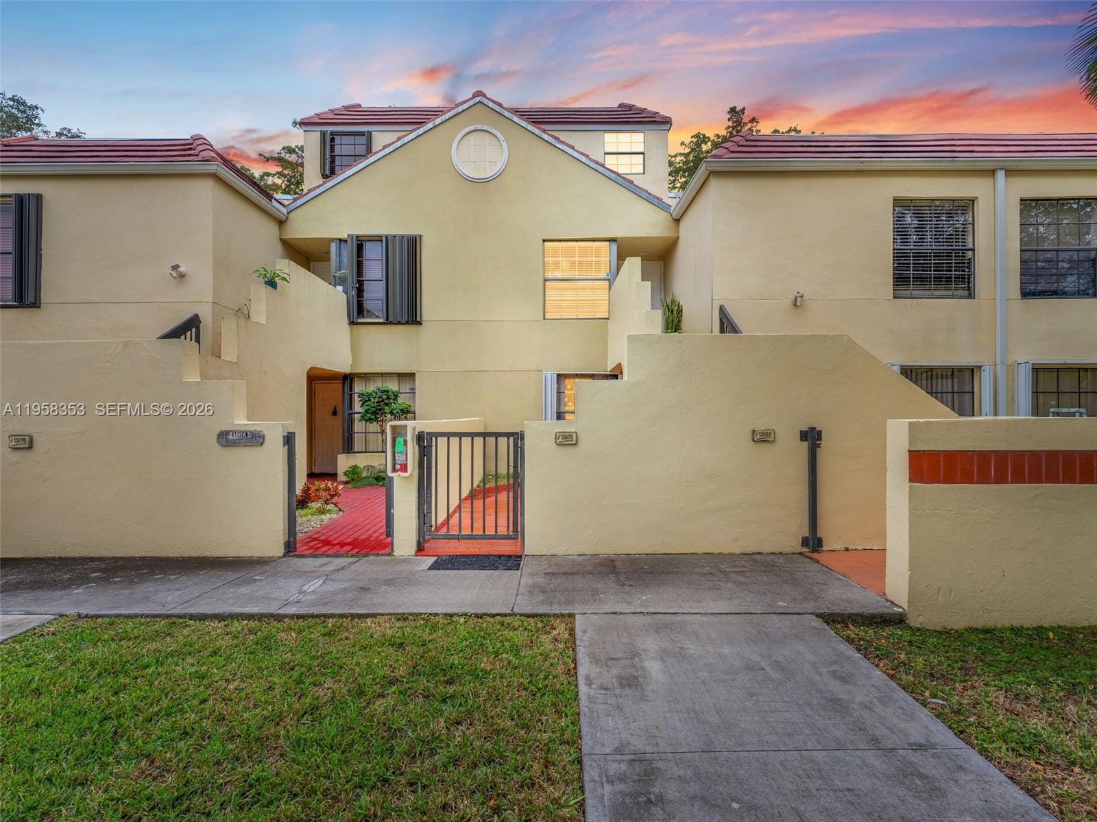 13078 SW 88th Lane B102, Miami, FL 33186