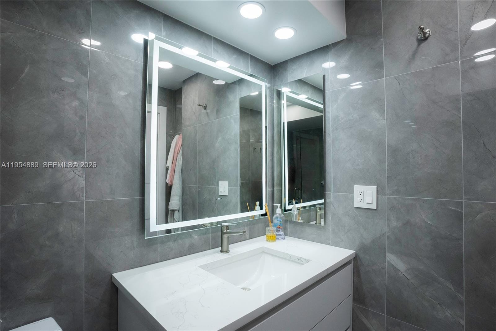 210 174th Street 309, Sunny Isles Beach, FL 33160 photo 19