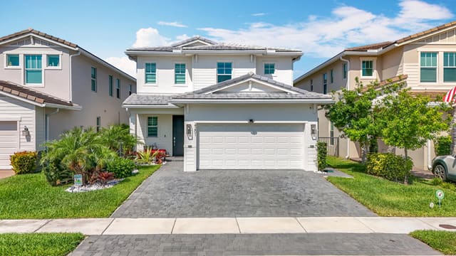 4201 Pelicano Way, sold in Crystal Lake 1st Sec, Deerfield Beach, FL
