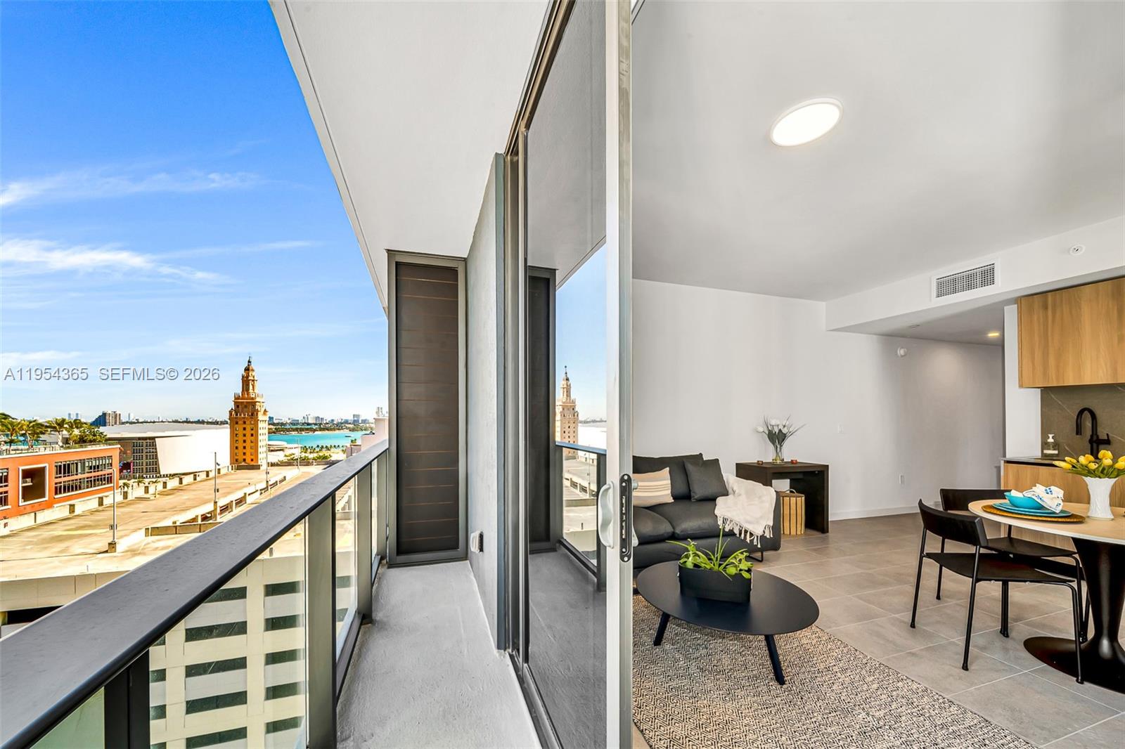 121 NE 5th Street 1608, Miami, FL 33143, Miami