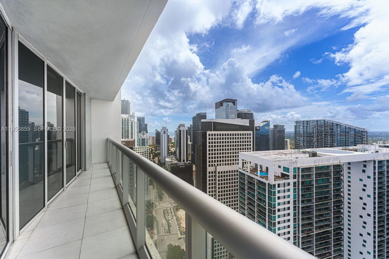 485 Brickell Avenue 4706 — photo 3