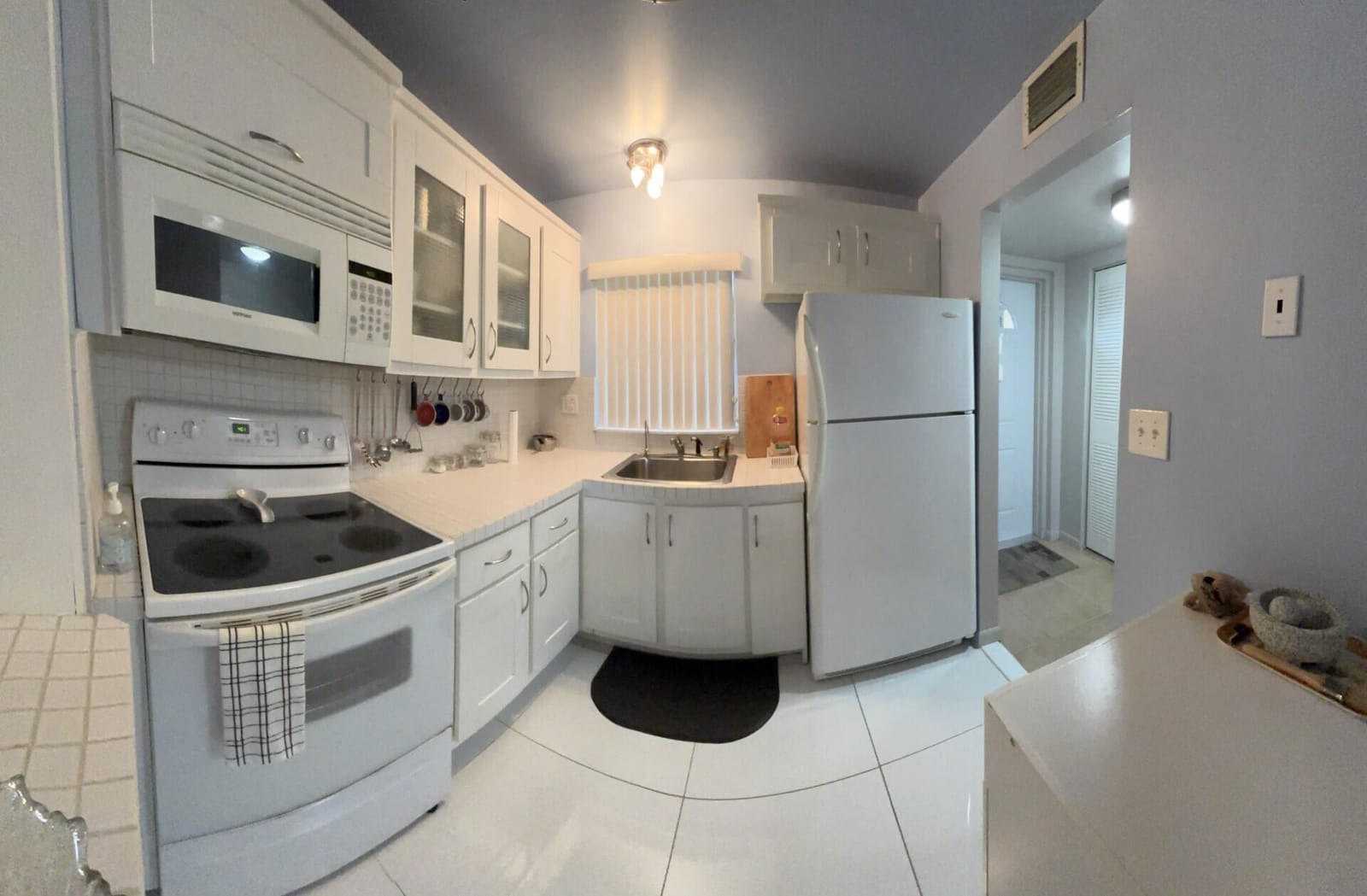 2731 N Pine Island Road 105 — photo 7