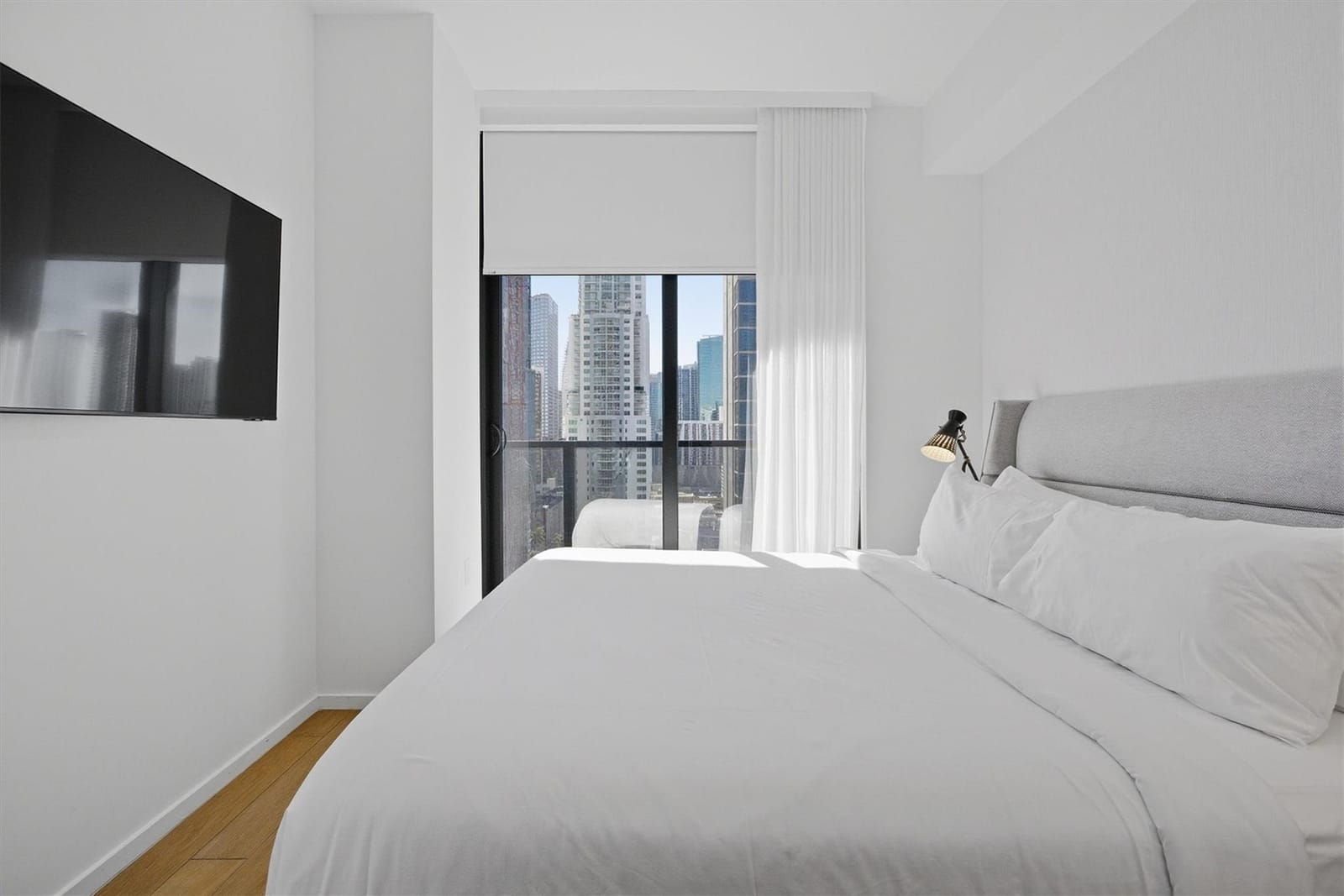 398 NE 5th Street 2017, Miami, FL 33132 photo 16
