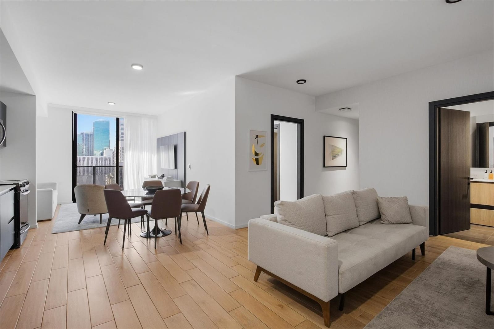 398 NE 5th Street 2017 — photo 4