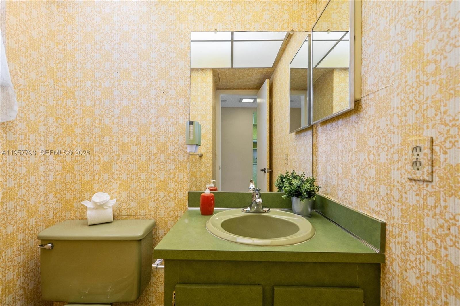 200 Ashbury Road 205 — photo 11