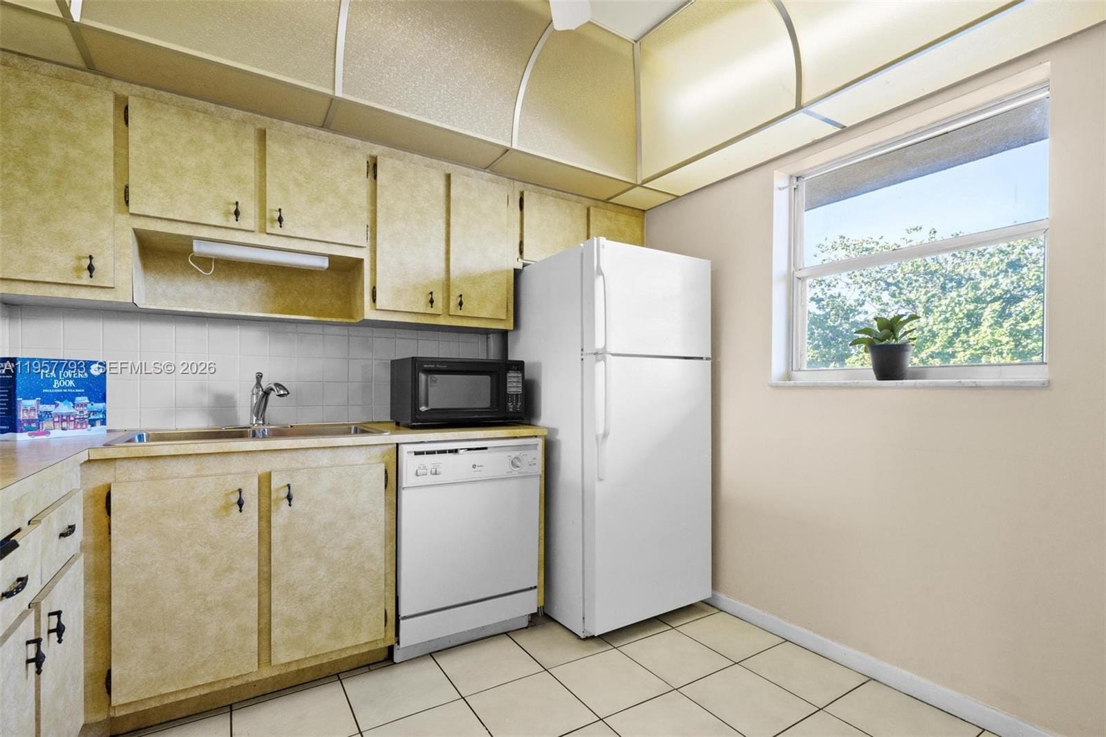 200 Ashbury Road 205, Hollywood, FL 33024 photo 14