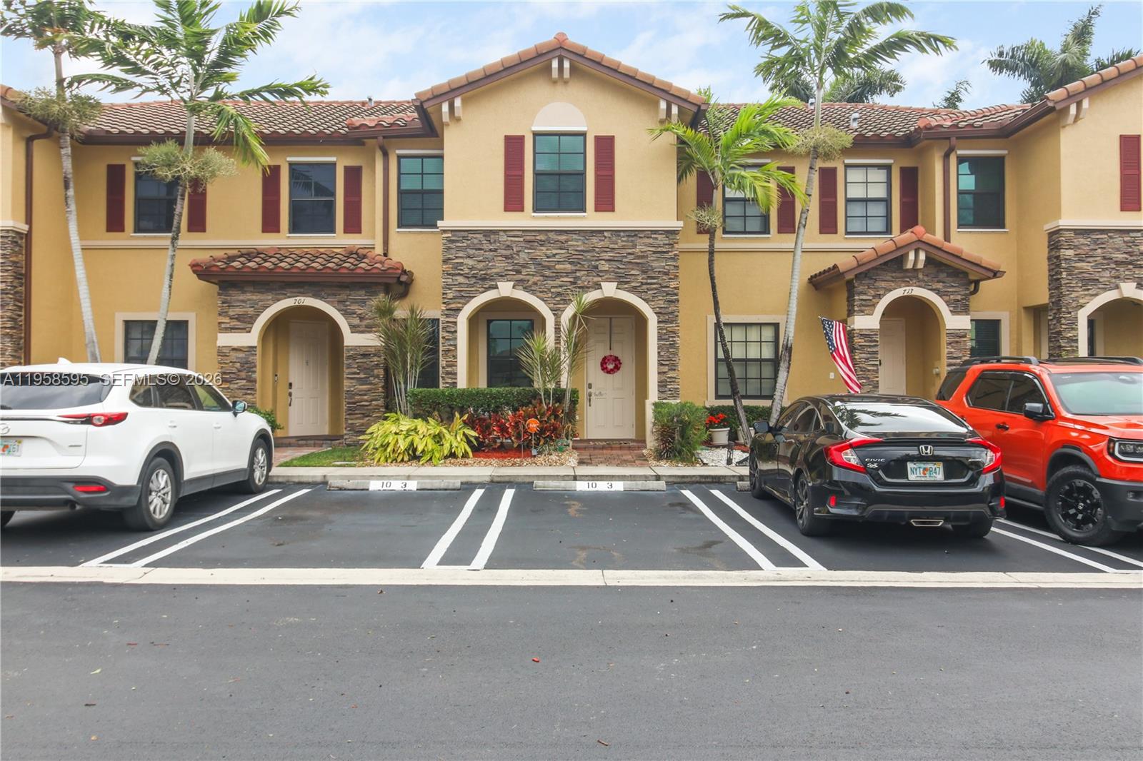 707 SE 32nd Terrace, Homestead, FL 33033