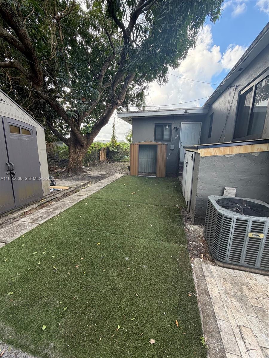 2480 NW 81st Terrace, Miami, FL 33147 photo 13