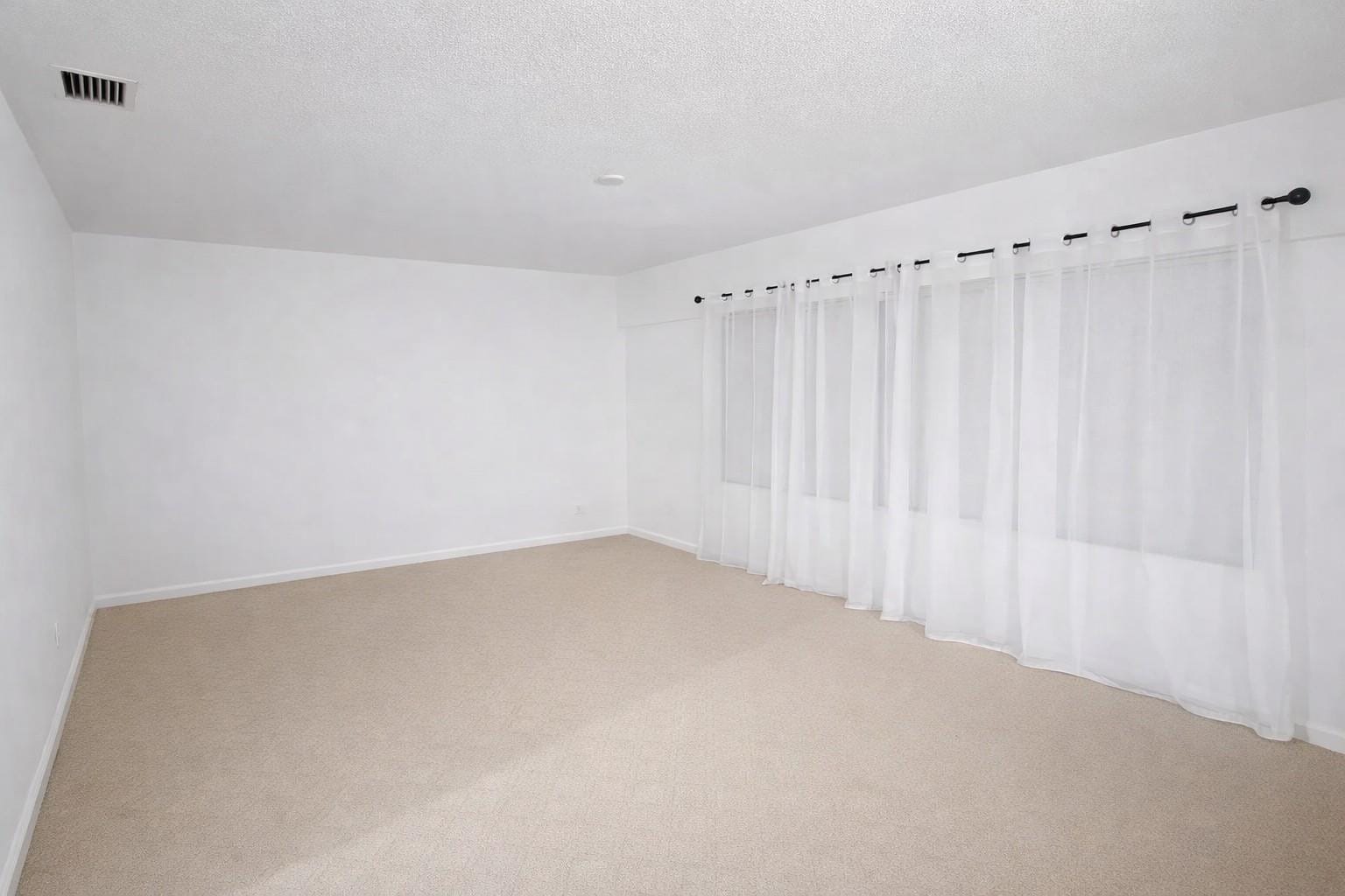 1294 White Pine Drive 1294 — photo 7