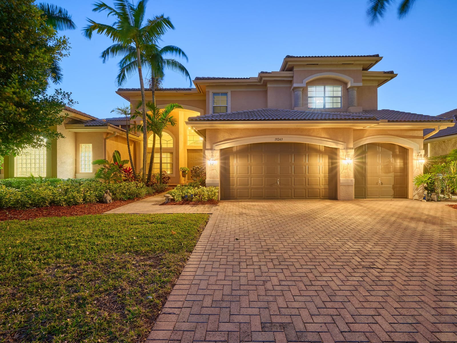 19243 S Creekshore Court, Boca Raton, FL 33498