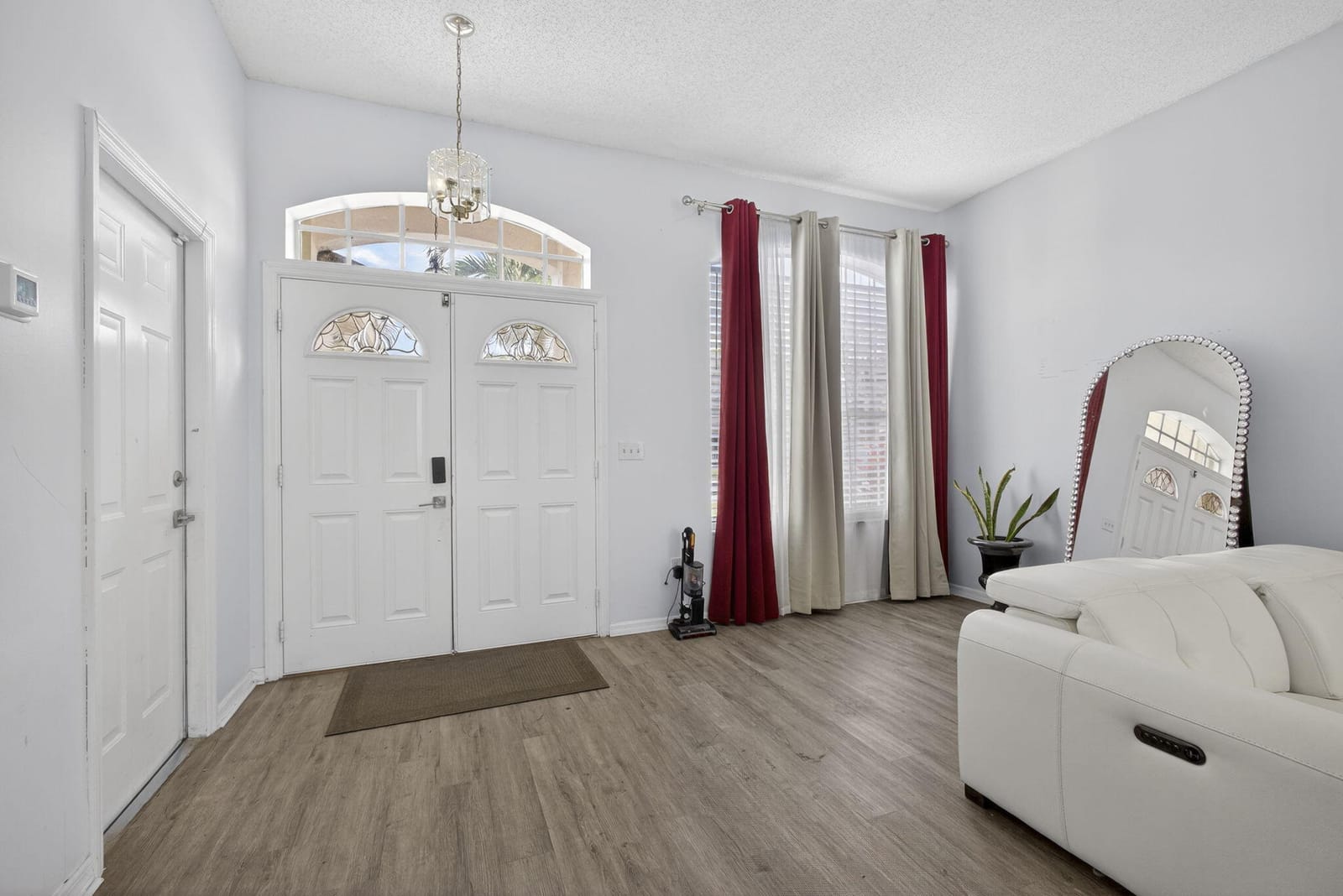 765 Lake Wellington Drive — photo 7