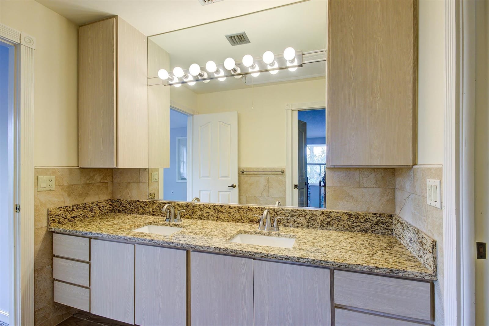 504 Bradford Court 504, Boynton Beach, FL 33436 photo 16