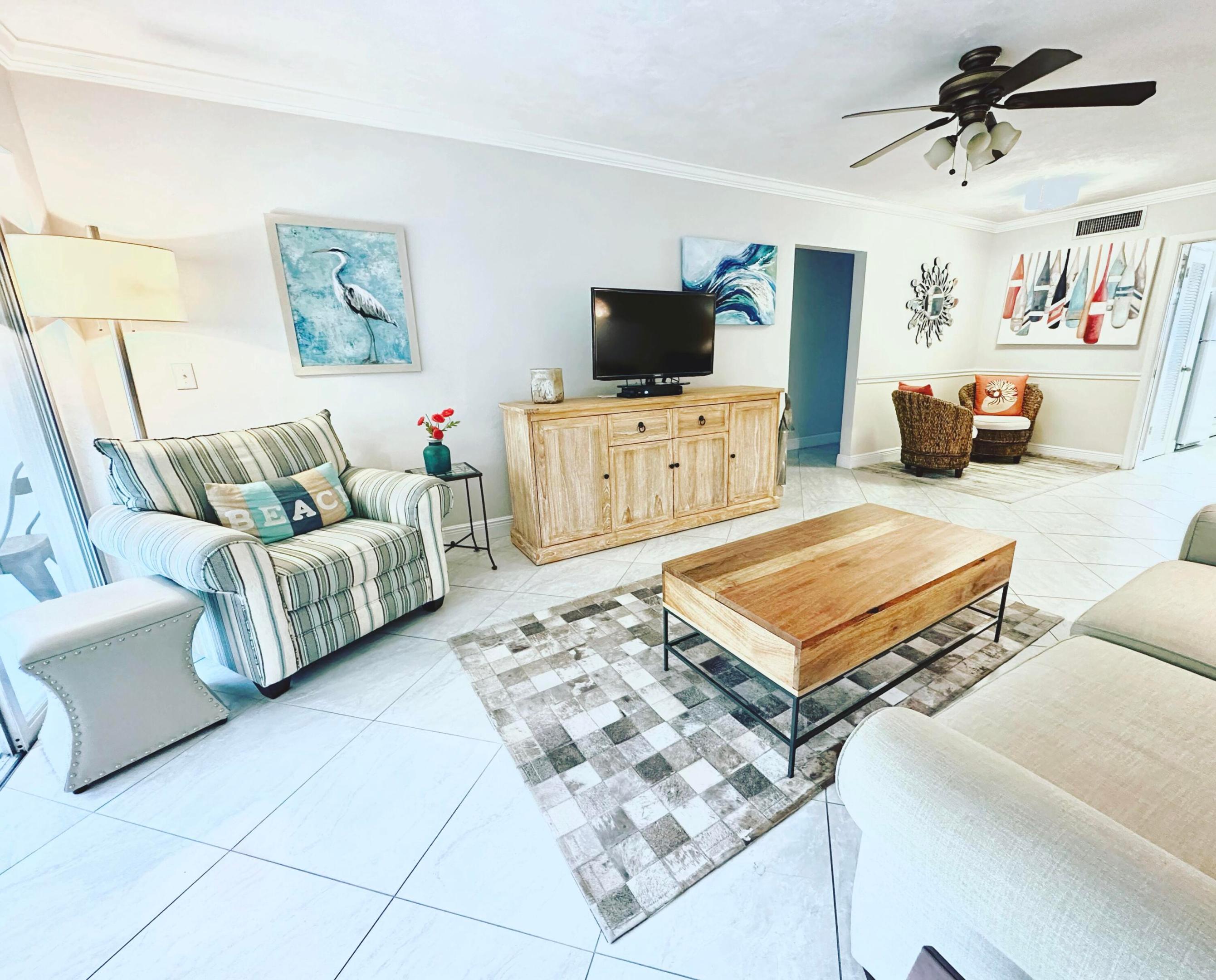 6 Garden Street 204, Tequesta, FL 33469, Tequesta